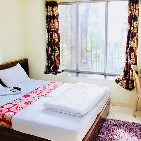 Akshara Residency Hotel Mumbai Ngoại thất bức ảnh