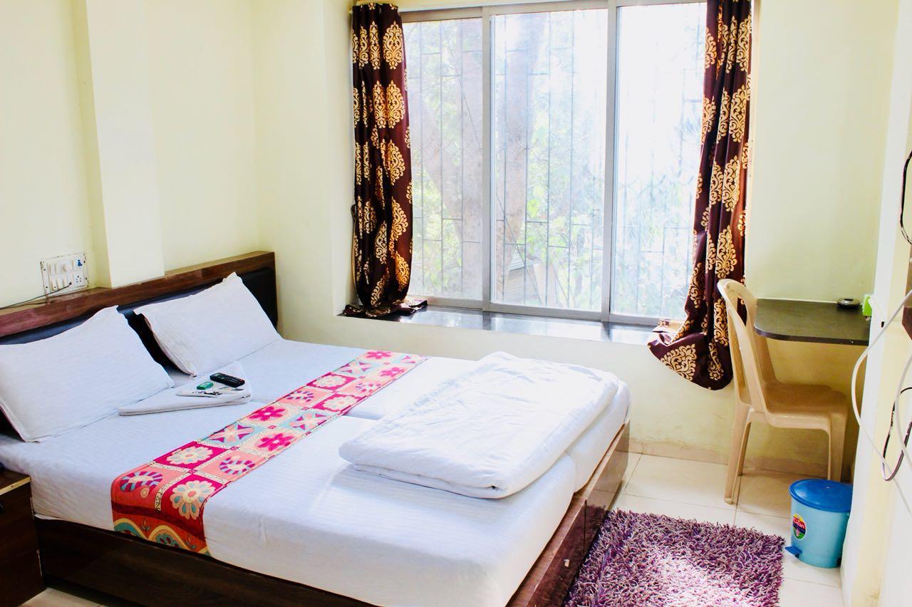 Akshara Residency Hotel Mumbai Ngoại thất bức ảnh