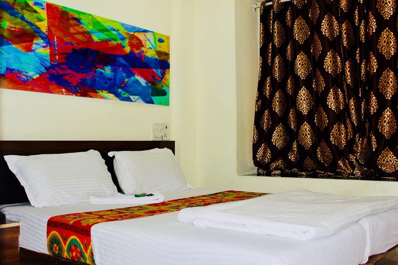 Akshara Residency Hotel Mumbai Ngoại thất bức ảnh